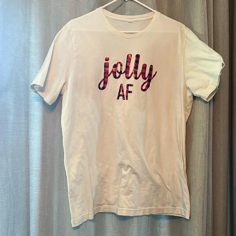 Christmas T-shirt says it all!🎄🎄🎄size large excellent condition